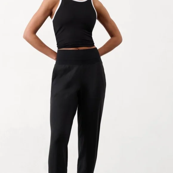 Athleta Mid-rise Venice Jogger - TALL - Picture 2 of 7